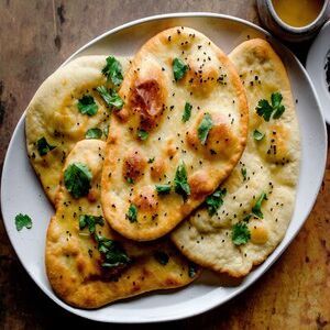 Tandoori Garlic Naans